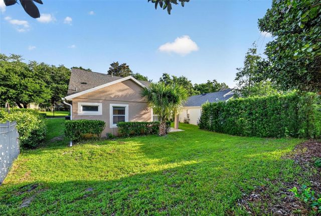 305 RIDGEWAY BOULEVARD, Deland, FL 32724