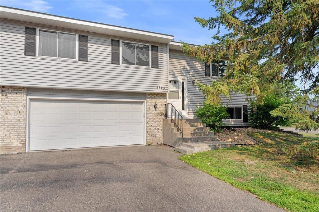 2823 Wimbledon Ridge, Woodbury, MN 55125 — exterior