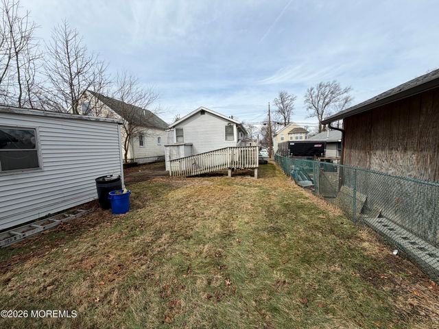 181 Hilltop Boulevard, Keyport, NJ 07735