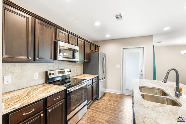 107 Red Tail Circle, Byron, GA 31008
