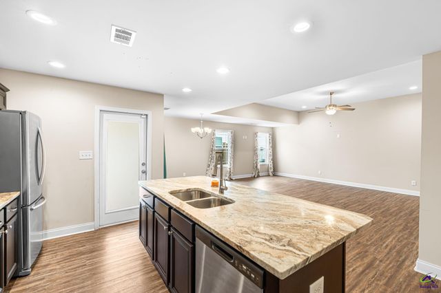 107 Red Tail Circle, Byron, GA 31008