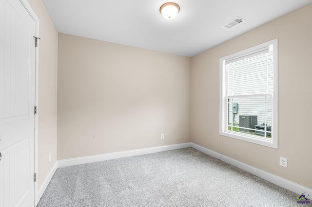 107 Red Tail Circle, Byron, GA 31008