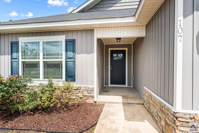 107 Red Tail Circle, Byron, GA 31008