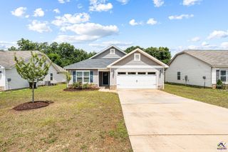 107 Red Tail Circle, Byron, GA 31008