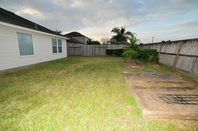 872 Rock Harbor Lane, League City, TX 77573