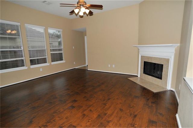872 Rock Harbor Lane, League City, TX 77573