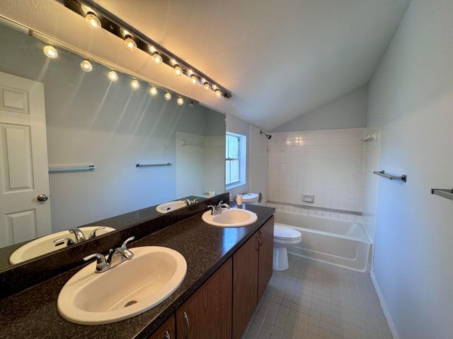 5889 Snowdrop Way, West Palm Beach, FL 33415