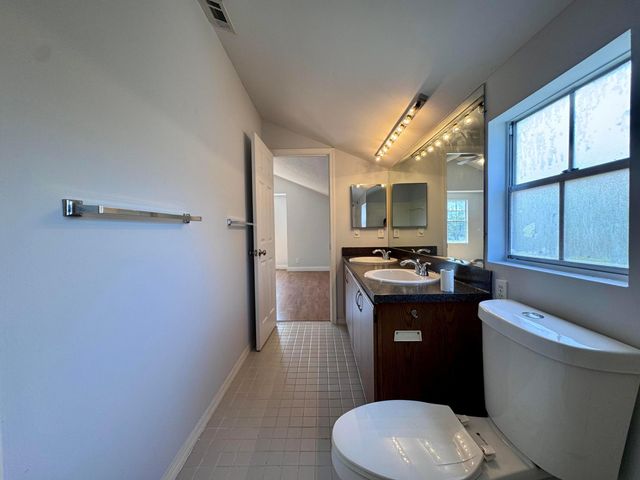 5889 Snowdrop Way, West Palm Beach, FL 33415