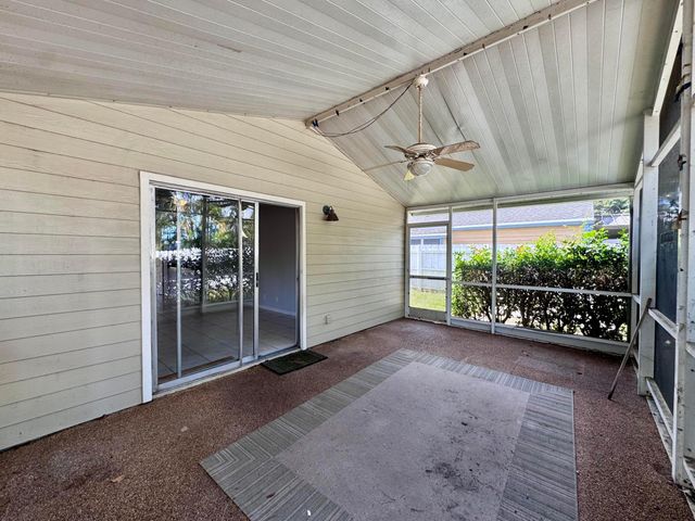 5889 Snowdrop Way, West Palm Beach, FL 33415