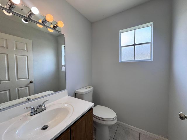 5889 Snowdrop Way, West Palm Beach, FL 33415