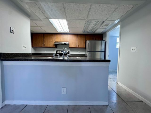 5889 Snowdrop Way, West Palm Beach, FL 33415