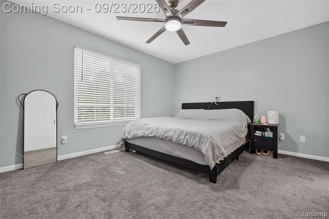 330 Harbour Pointe Drive, Belleville, MI 48111