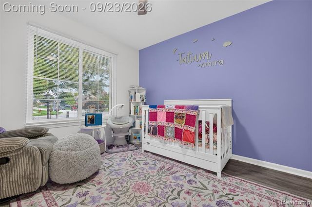 330 Harbour Pointe Drive, Belleville, MI 48111