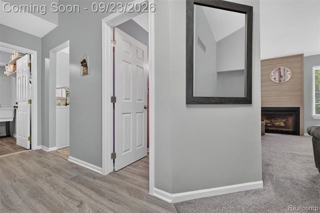 330 Harbour Pointe Drive, Belleville, MI 48111