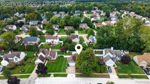 330 Harbour Pointe Drive, Belleville, MI 48111