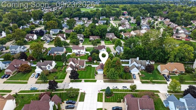 330 Harbour Pointe Drive, Belleville, MI 48111