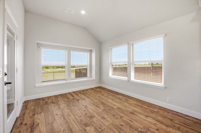 800 Jaguar Ridge, Godley, TX 76044