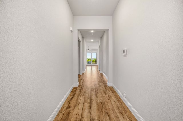 800 Jaguar Ridge, Godley, TX 76044