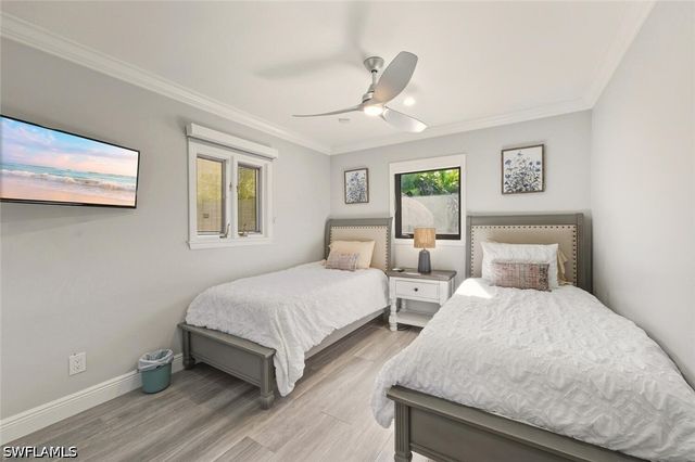 530 108th AVE N, Naples, FL 34108