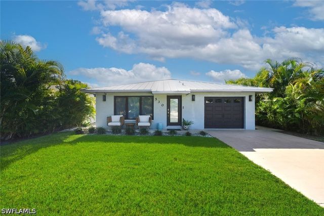 530 108th AVE N, Naples, FL 34108