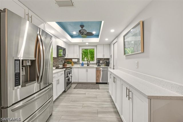 530 108th AVE N, Naples, FL 34108