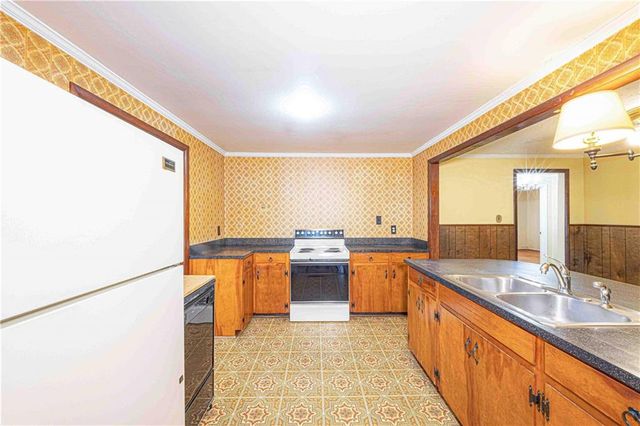 308 Valley Road, Chickasaw, AL 36611