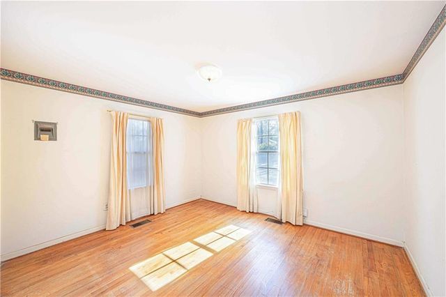 308 Valley Road, Chickasaw, AL 36611