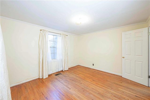 308 Valley Road, Chickasaw, AL 36611