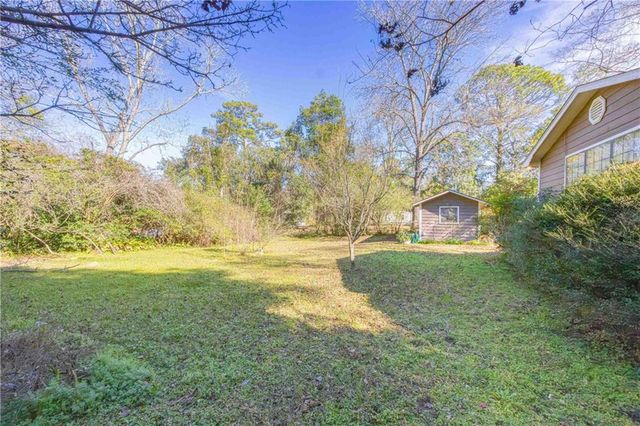 308 Valley Road, Chickasaw, AL 36611
