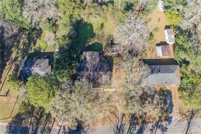 308 Valley Road, Chickasaw, AL 36611