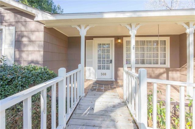 308 Valley Road, Chickasaw, AL 36611