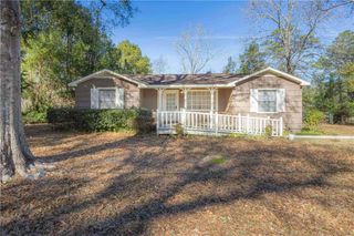 308 Valley Road, Chickasaw, AL 36611