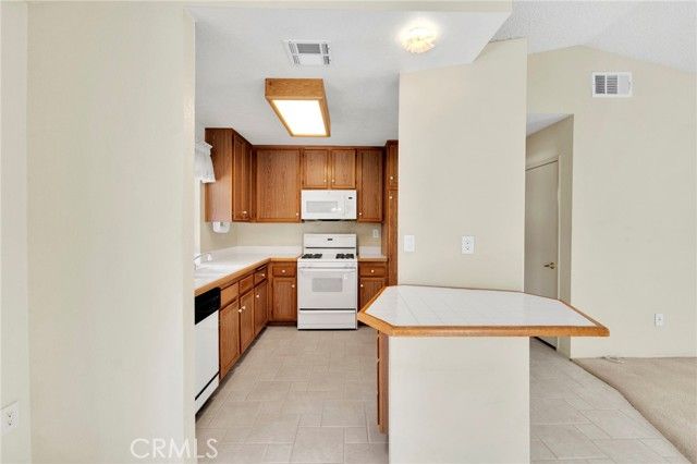 12384 Highgate, Victorville, CA 92395