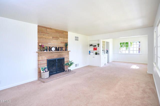 567 Mesa Drive, Camarillo, CA 93010