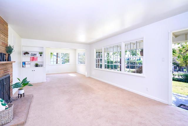 567 Mesa Drive, Camarillo, CA 93010