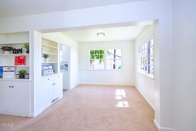 567 Mesa Drive, Camarillo, CA 93010