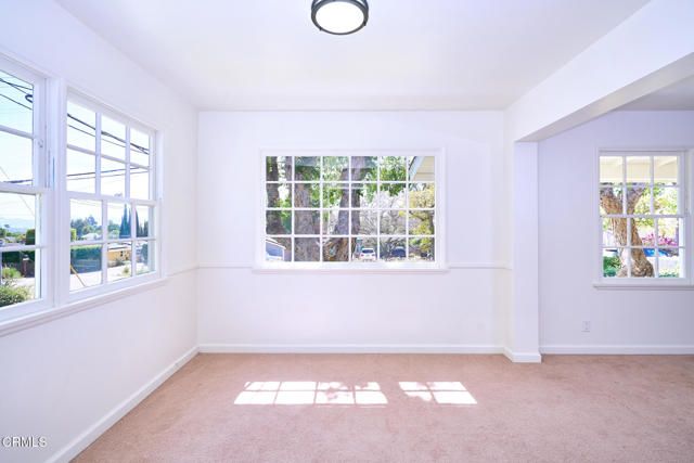 567 Mesa Drive, Camarillo, CA 93010