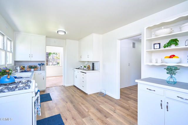 567 Mesa Drive, Camarillo, CA 93010