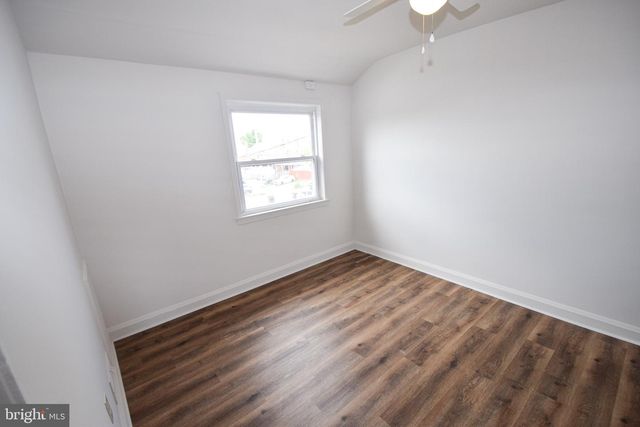 1922 ARMCO WAY, Dundalk, MD 21222