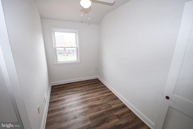 1922 ARMCO WAY, Dundalk, MD 21222
