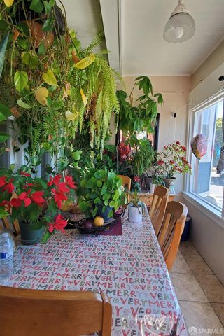 1415 Hawes Street, San Francisco, CA 94124