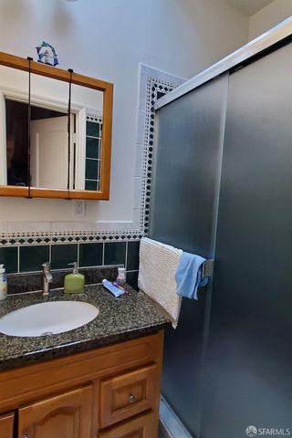 1415 Hawes Street, San Francisco, CA 94124