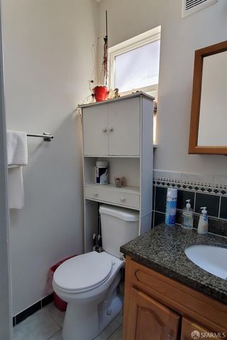 1415 Hawes Street, San Francisco, CA 94124