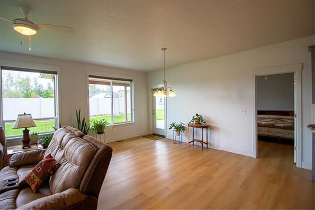 1262 N Park Ave, Deer Park, WA 99006