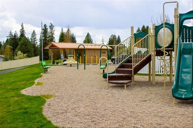 1262 N Park Ave, Deer Park, WA 99006