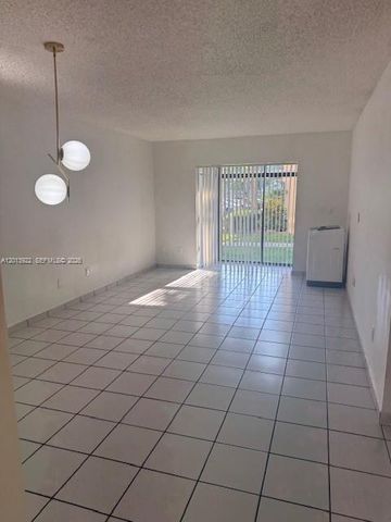 10851 SW 2nd St K110, Sweetwater, FL 33174