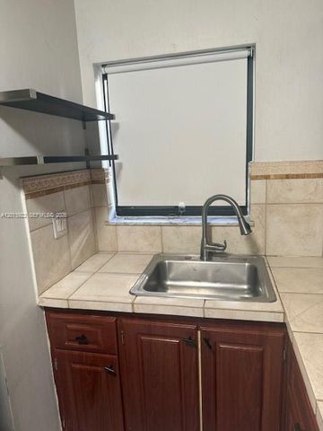 10851 SW 2nd St K110, Sweetwater, FL 33174
