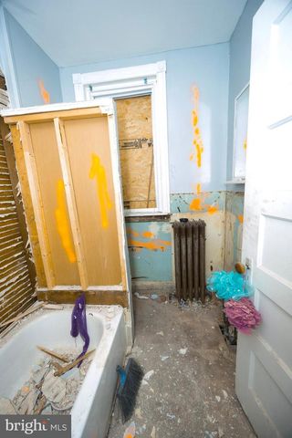 5729 HADFIELD ST, Philadelphia, PA 19143