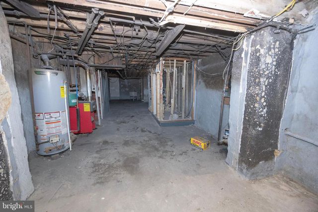 5729 HADFIELD ST, Philadelphia, PA 19143