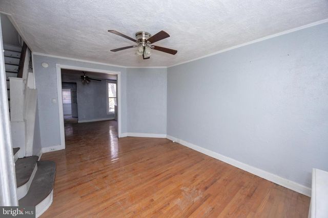 5729 HADFIELD ST, Philadelphia, PA 19143